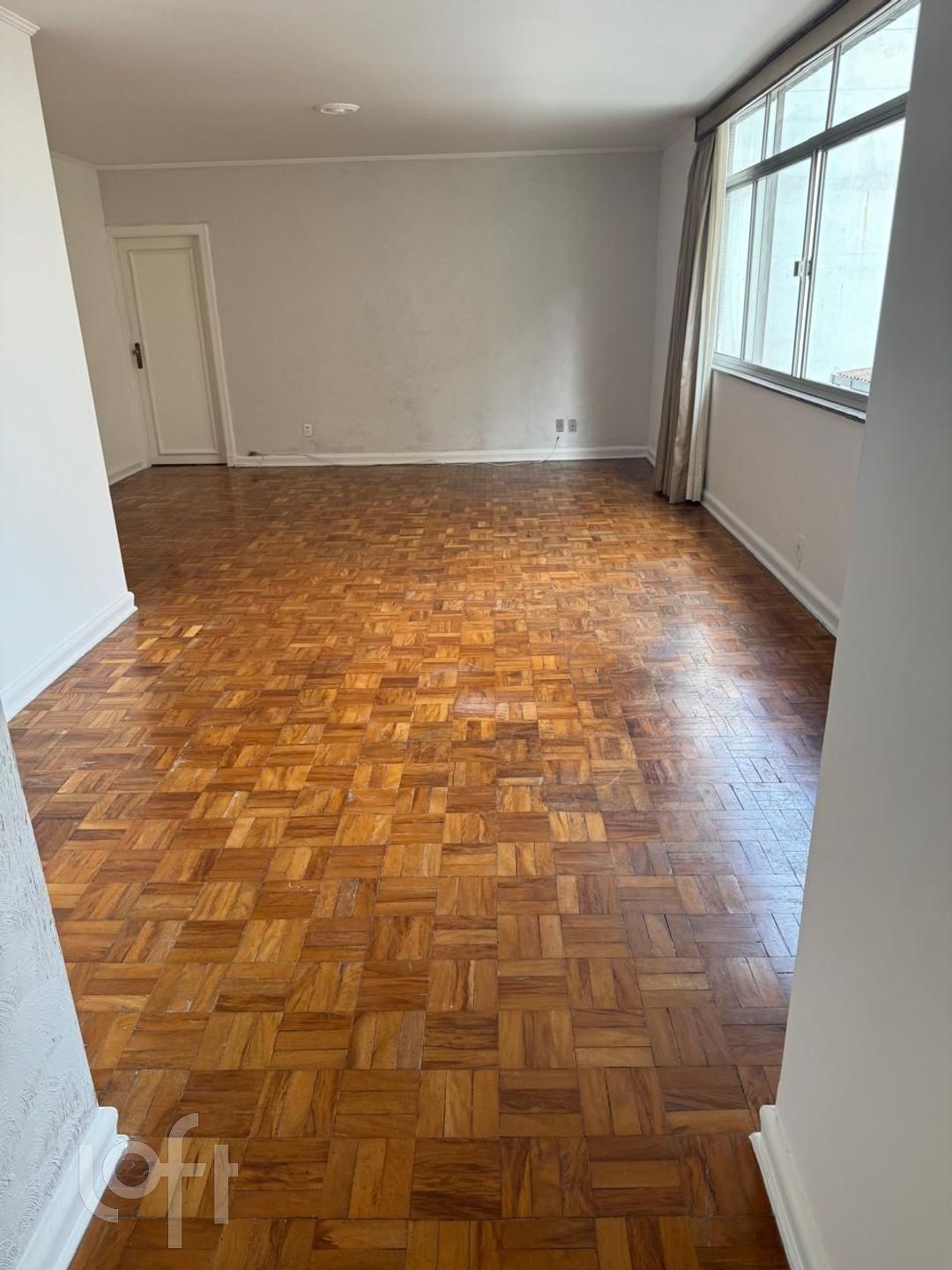 Apartamento à venda com 3 quartos, 160m² - Foto 3