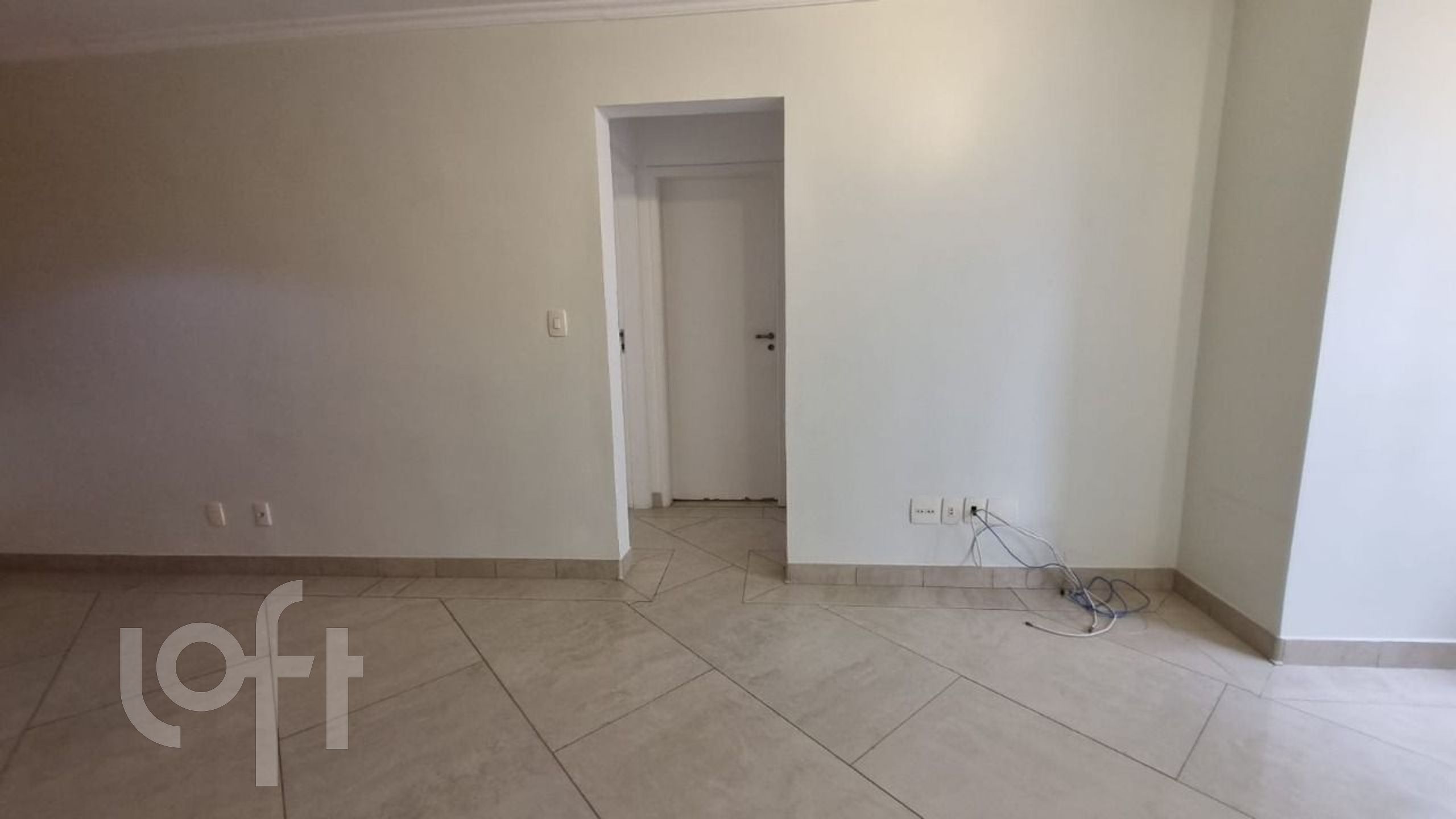 Apartamento à venda com 2 quartos, 70m² - Foto 6