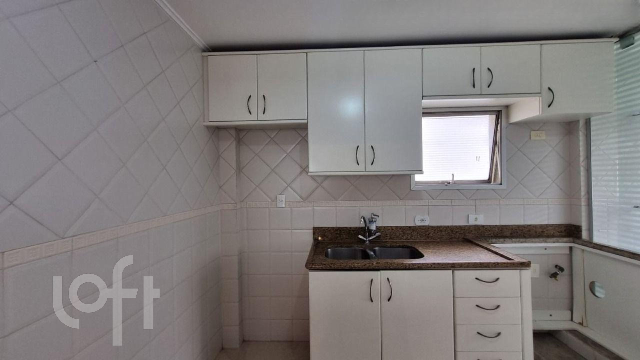 Apartamento à venda com 2 quartos, 70m² - Foto 7