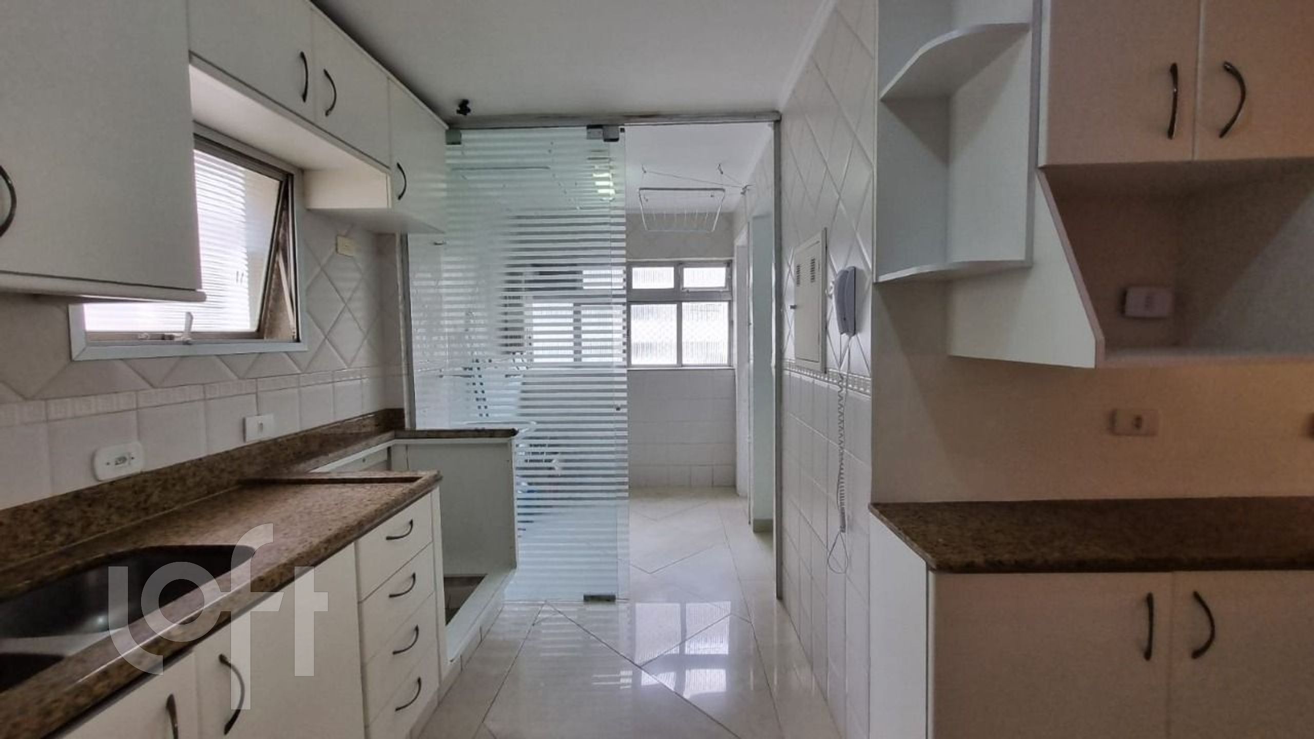 Apartamento à venda com 2 quartos, 70m² - Foto 9