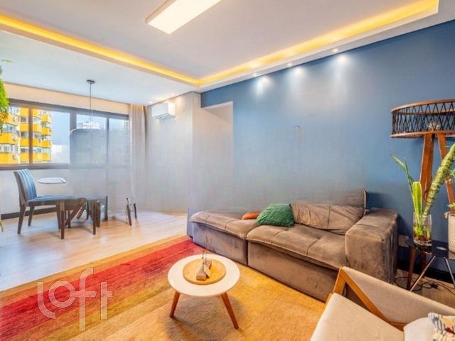 Apartamento com 90m², 3 dormitórios, 1 suíte, 1 vaga, Santa Cecília em Porto Alegre