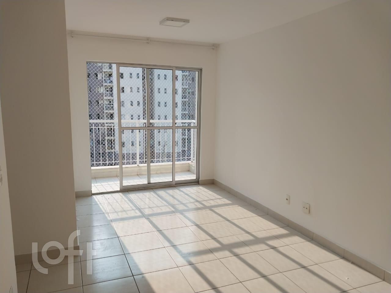 Apartamento à venda com 3 quartos, 69m² - Foto 4