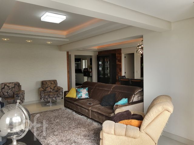 Apartamento com 163m², 3 dormitórios, 1 suíte, 2 vagas, Rio Branco em Novo Hamburgo