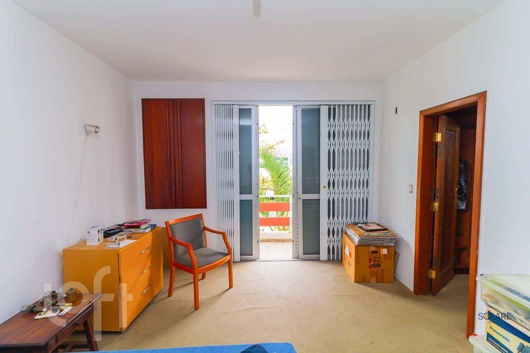 Apartamento à venda em Agronômica com 230 m², 4 quartos, 1 suíte, 2 vagas