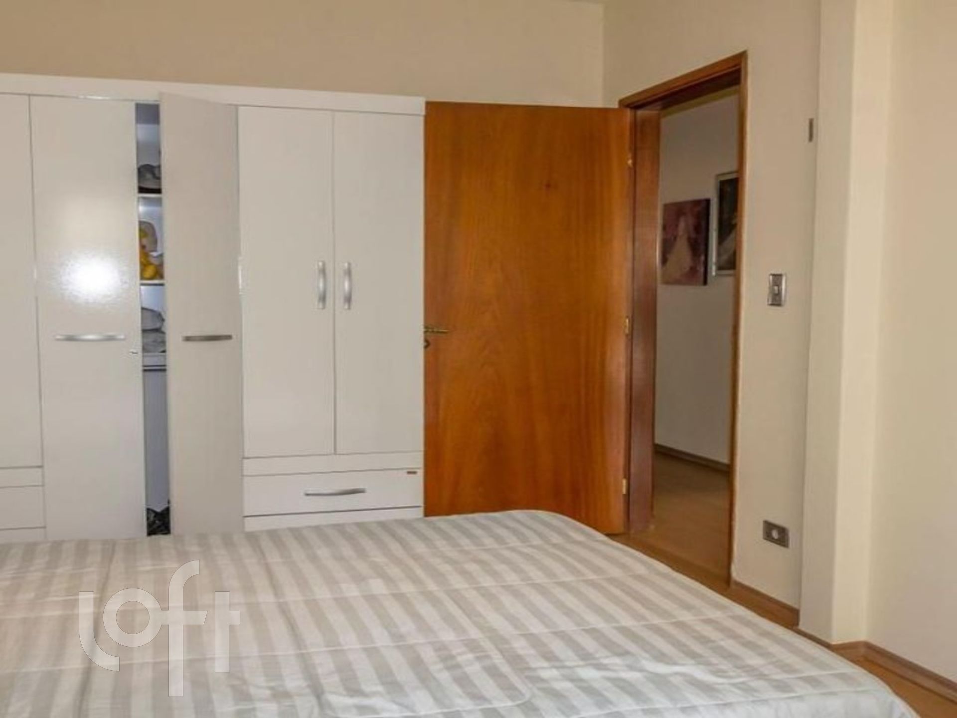 Casa à venda com 3 quartos, 400m² - Foto 14