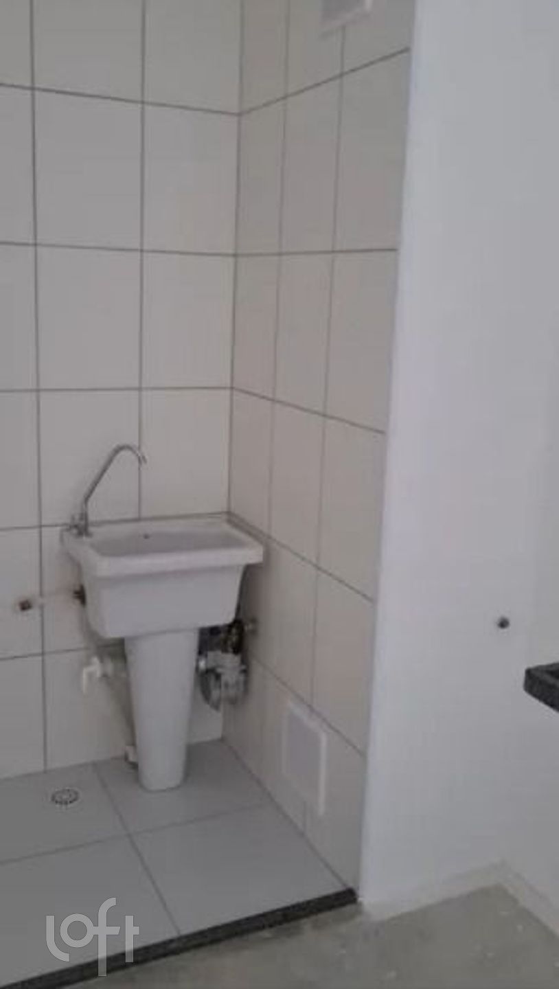 Apartamento à venda com 2 quartos, 39m² - Foto 4