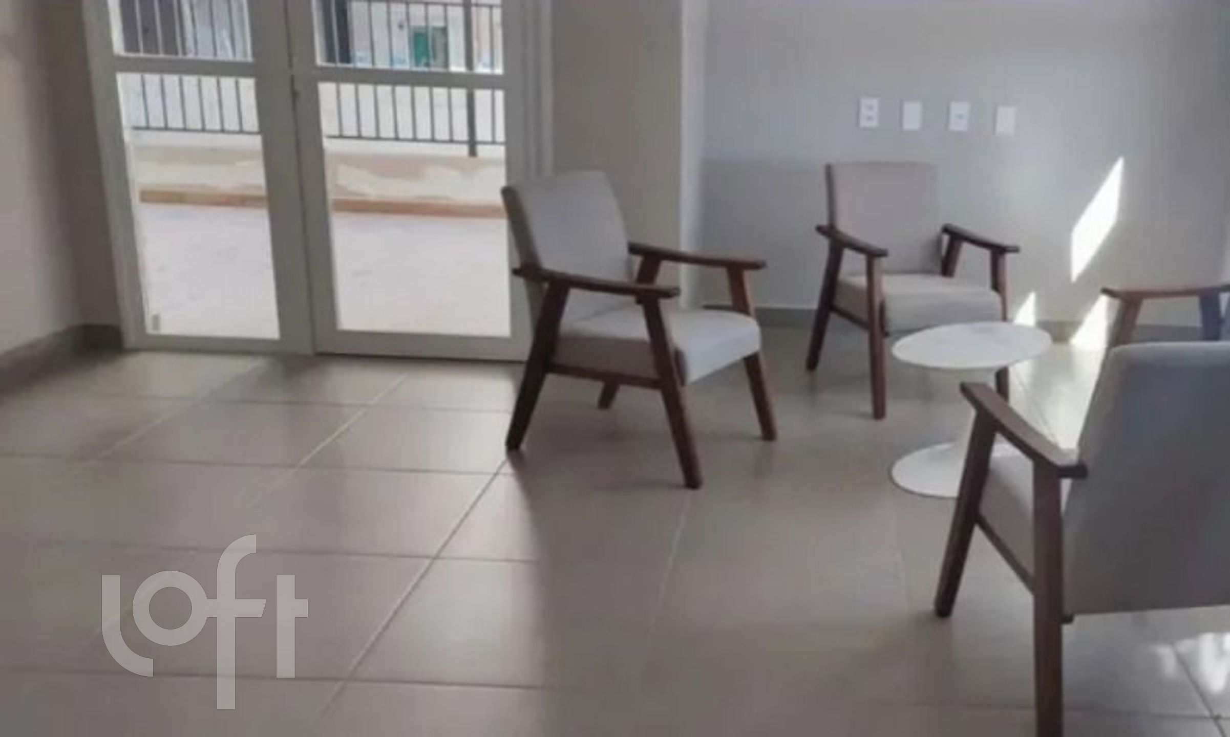 Apartamento à venda com 2 quartos, 39m² - Foto 10