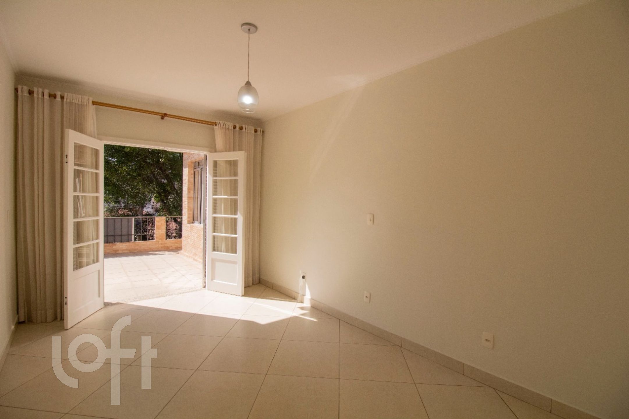 Casa à venda com 3 quartos, 443m² - Foto 7