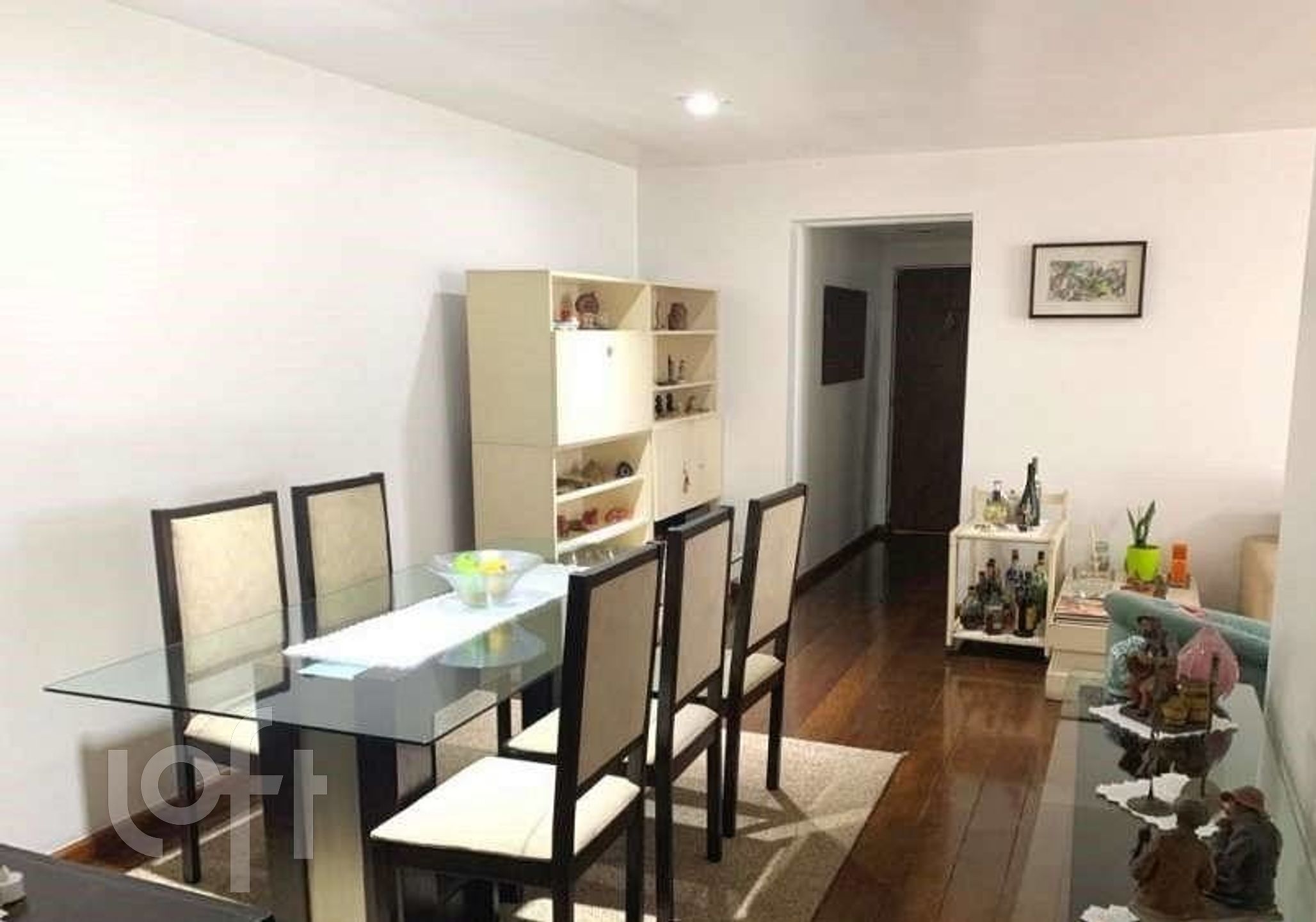 Apartamento à venda com 3 quartos, 151m² - Foto 2