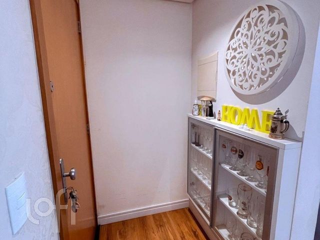Apartamento com 63m², 2 dormitórios, 1 suíte, 1 vaga, Higienópolis em Porto Alegre