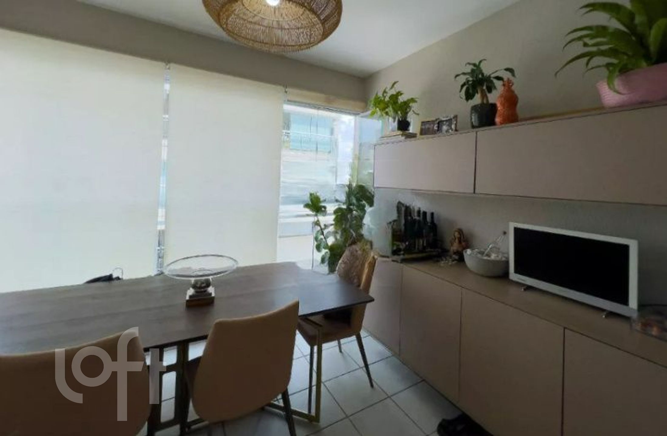 Apartamento à venda com 2 quartos, 72m² - Foto 4