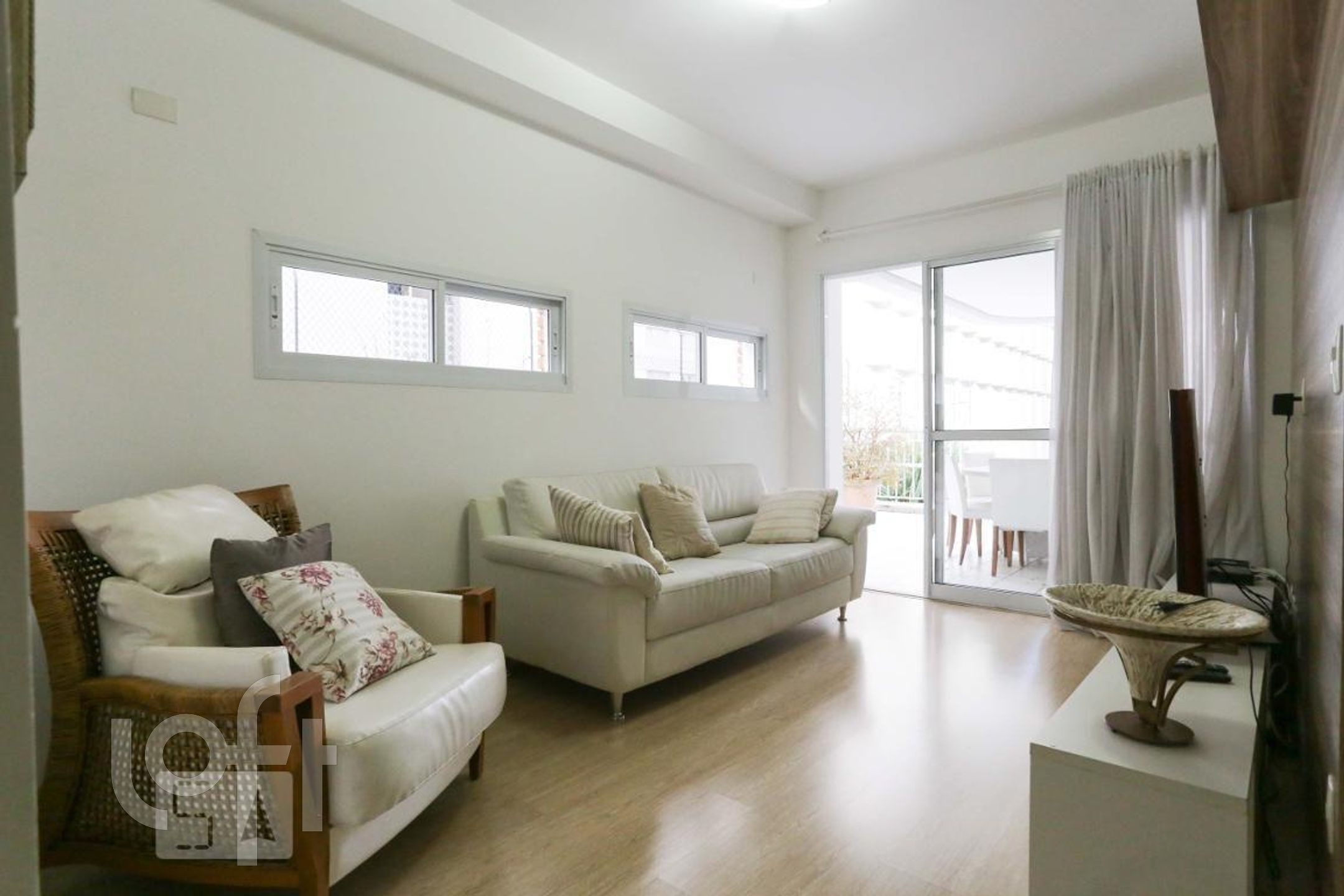 Apartamento à venda com 2 quartos, 106m² - Foto 15