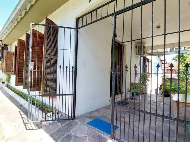 Casa com 114m², 3 dormitórios, 3 vagas, Chácara das Pedras em Porto Alegre