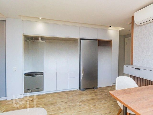Apartamento com 43m², 1 dormitório, 1 vaga, Petrópolis em Porto Alegre