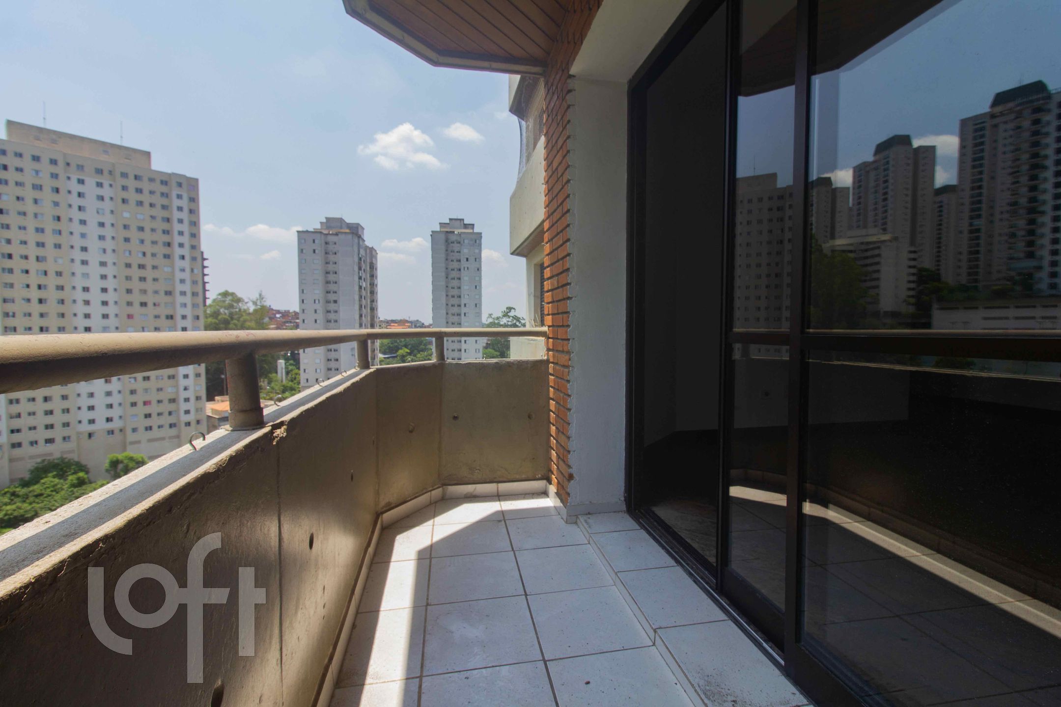 Apartamento à venda com 3 quartos, 119m² - Foto 19