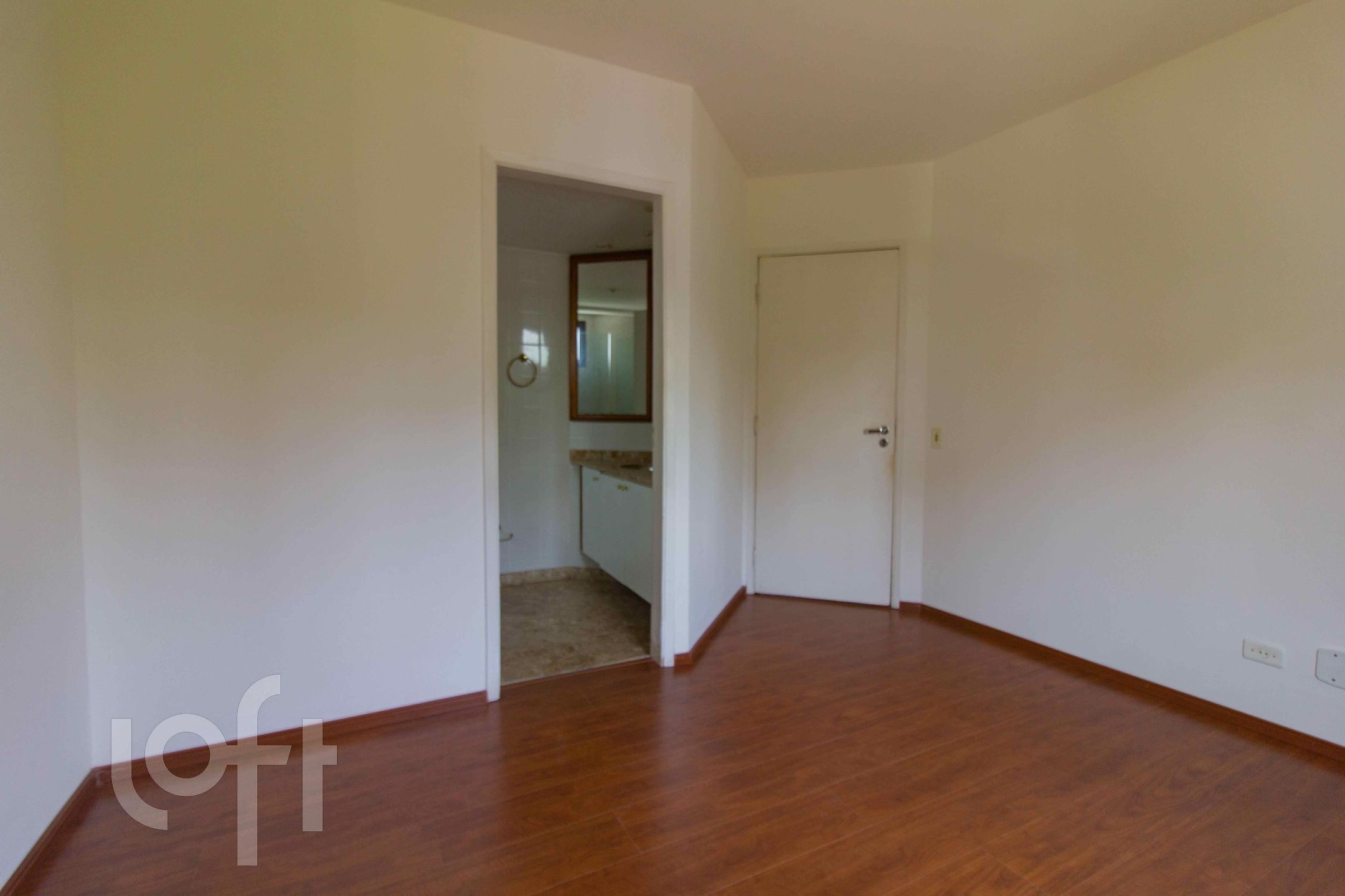 Apartamento à venda com 3 quartos, 119m² - Foto 3