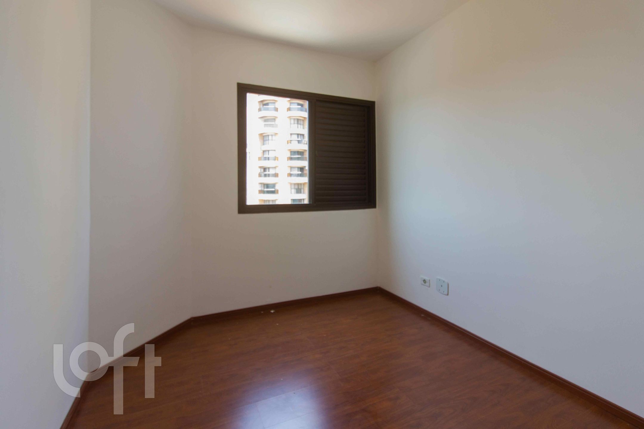 Apartamento à venda com 3 quartos, 119m² - Foto 18