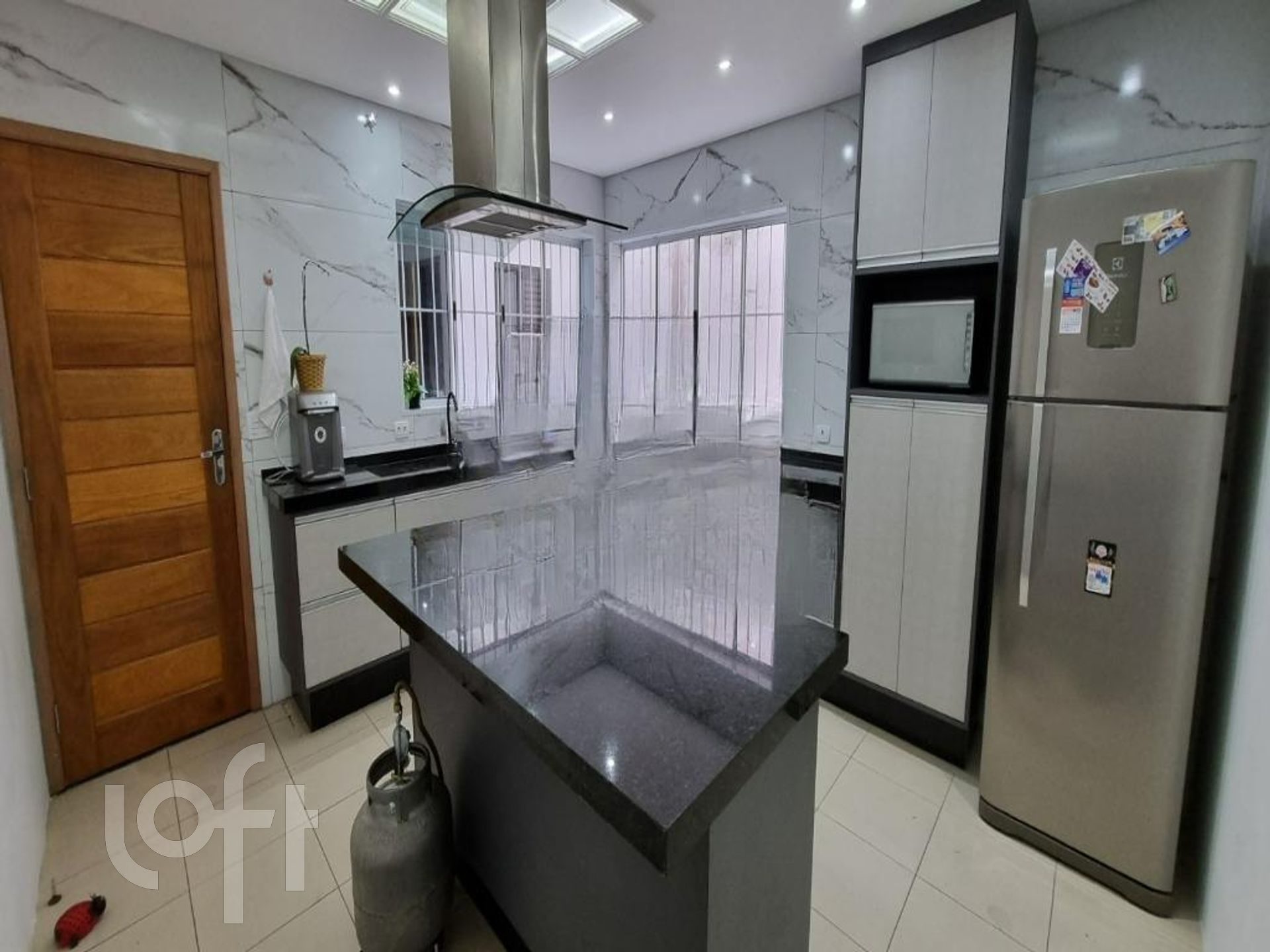 Casa à venda com 3 quartos, 230m² - Foto 11