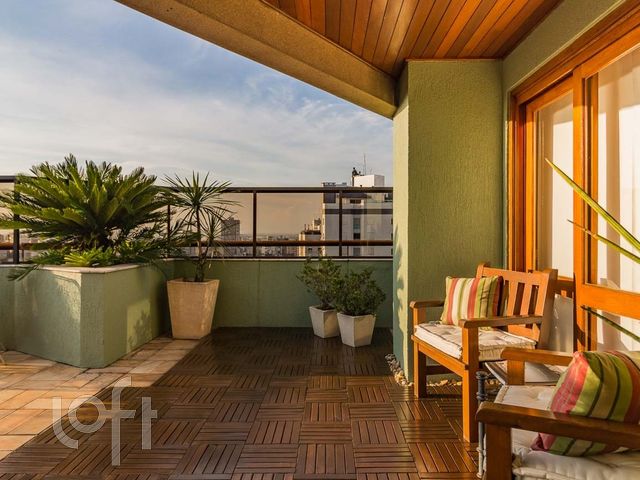 Apartamento com 275m², 3 dormitórios, 1 suíte, 2 vagas, Rio Branco em Porto Alegre