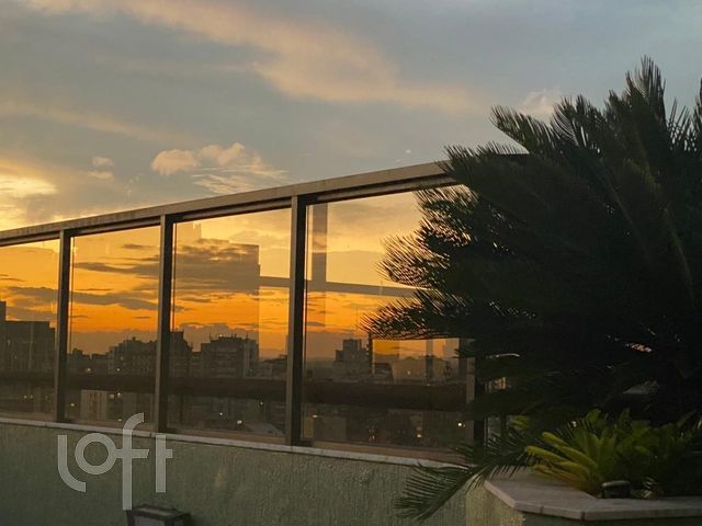 Apartamento com 275m², 3 dormitórios, 1 suíte, 2 vagas, Rio Branco em Porto Alegre