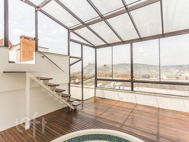 Apartamento com 103m², 1 dormitório, 1 vaga, Petrópolis em Porto Alegre