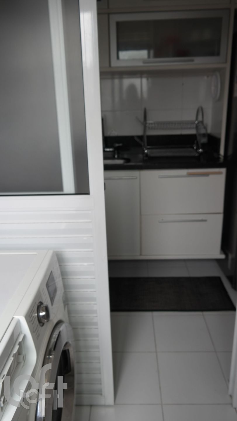 Apartamento à venda com 2 quartos, 68m² - Foto 17