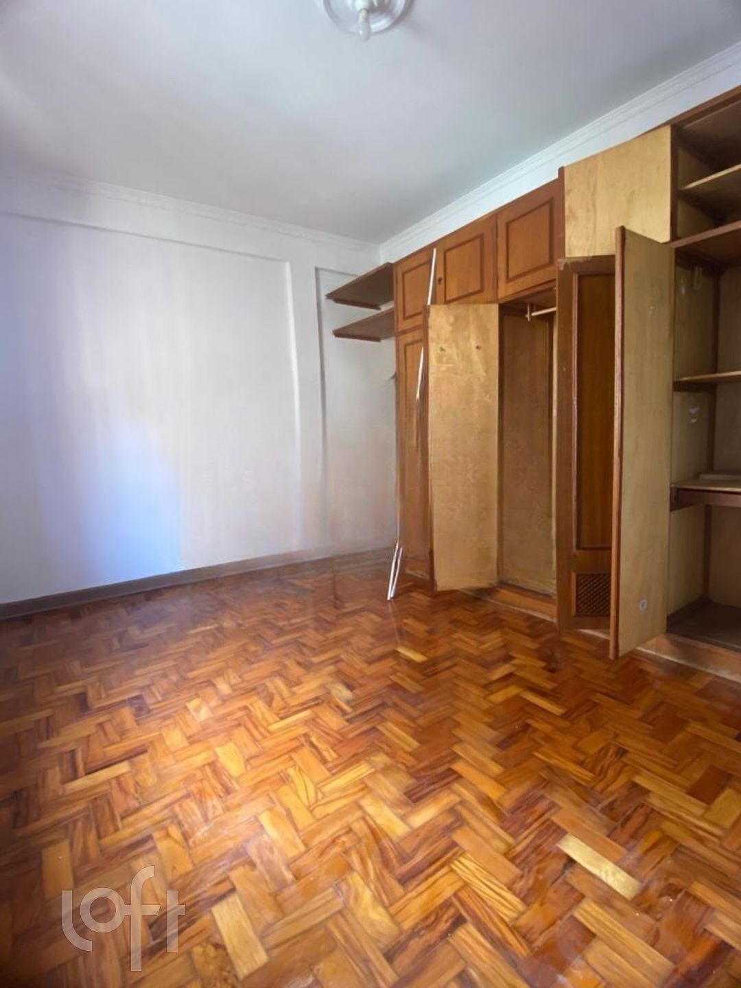 Apartamento à venda com 1 quarto, 70m² - Foto 1