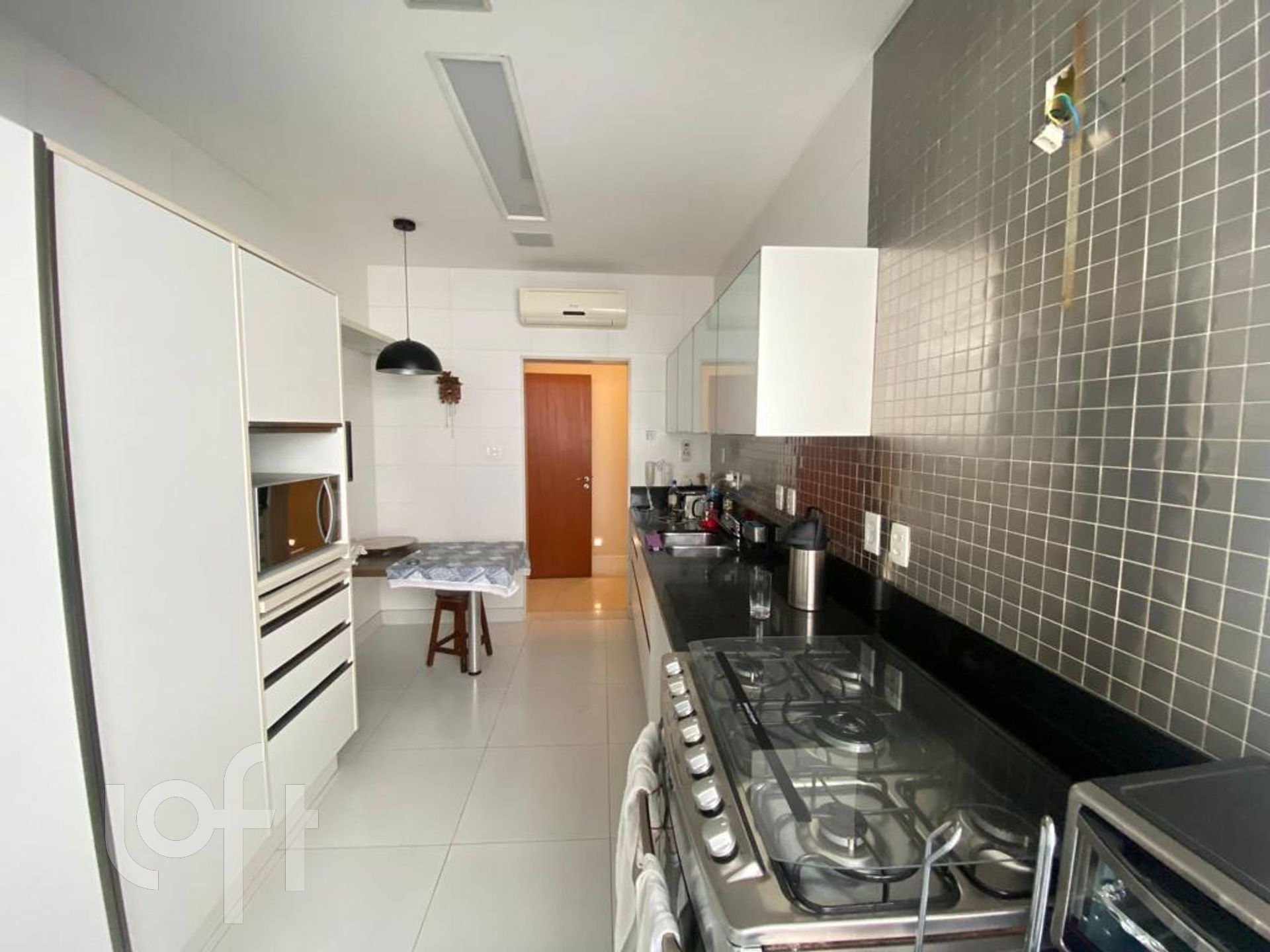 Apartamento à venda com 3 quartos, 149m² - Foto 12