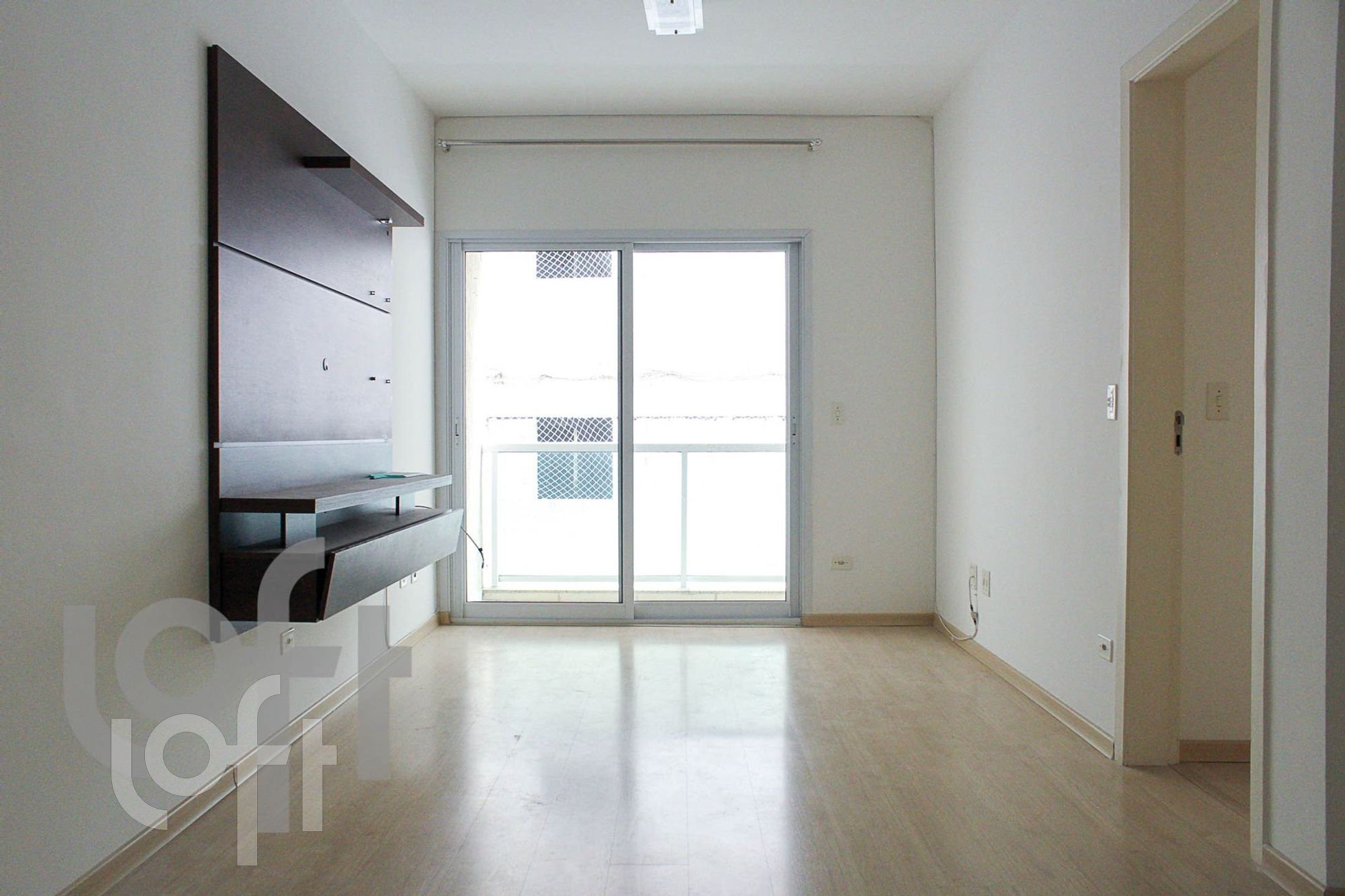 Apartamento à venda com 3 quartos, 97m² - Foto 1