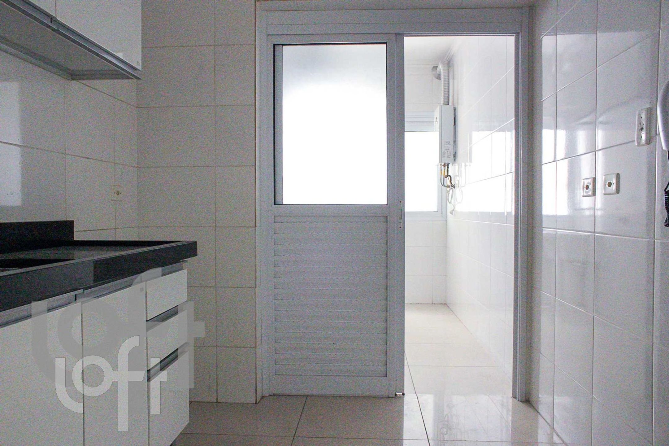 Apartamento à venda com 3 quartos, 97m² - Foto 18