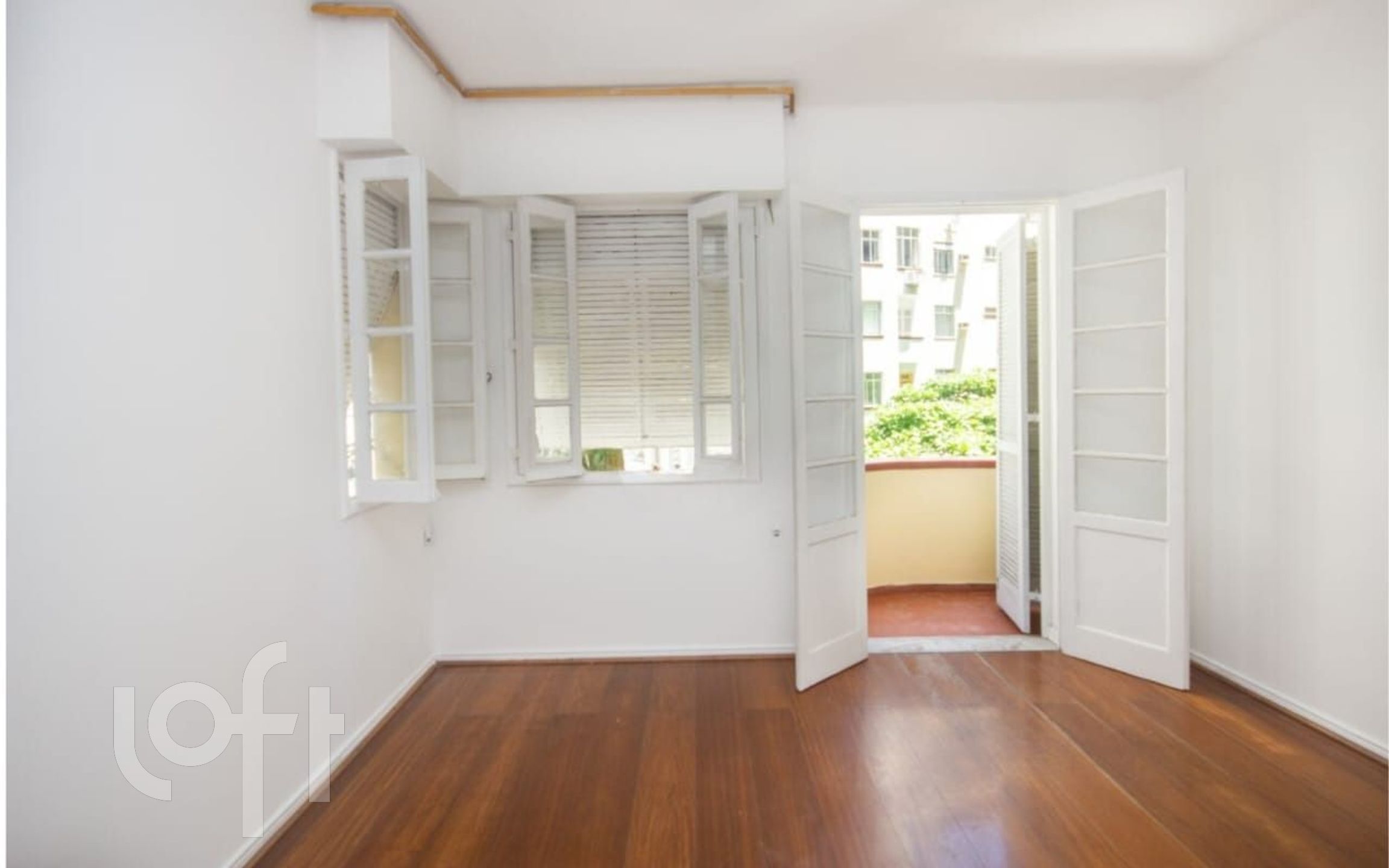 Apartamento à venda com 3 quartos, 150m² - Foto 5