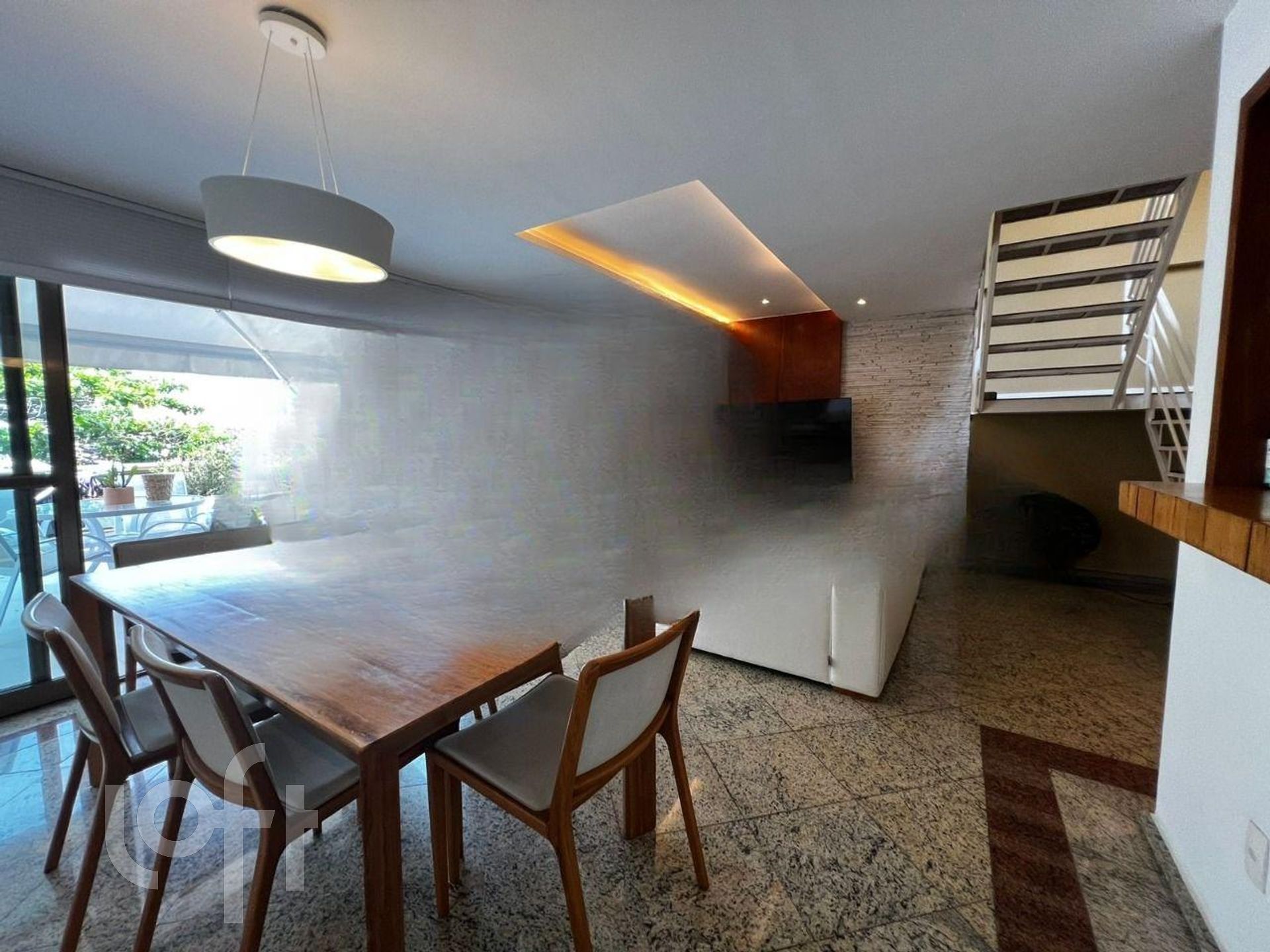 Apartamento à venda com 3 quartos, 230m² - Foto 9