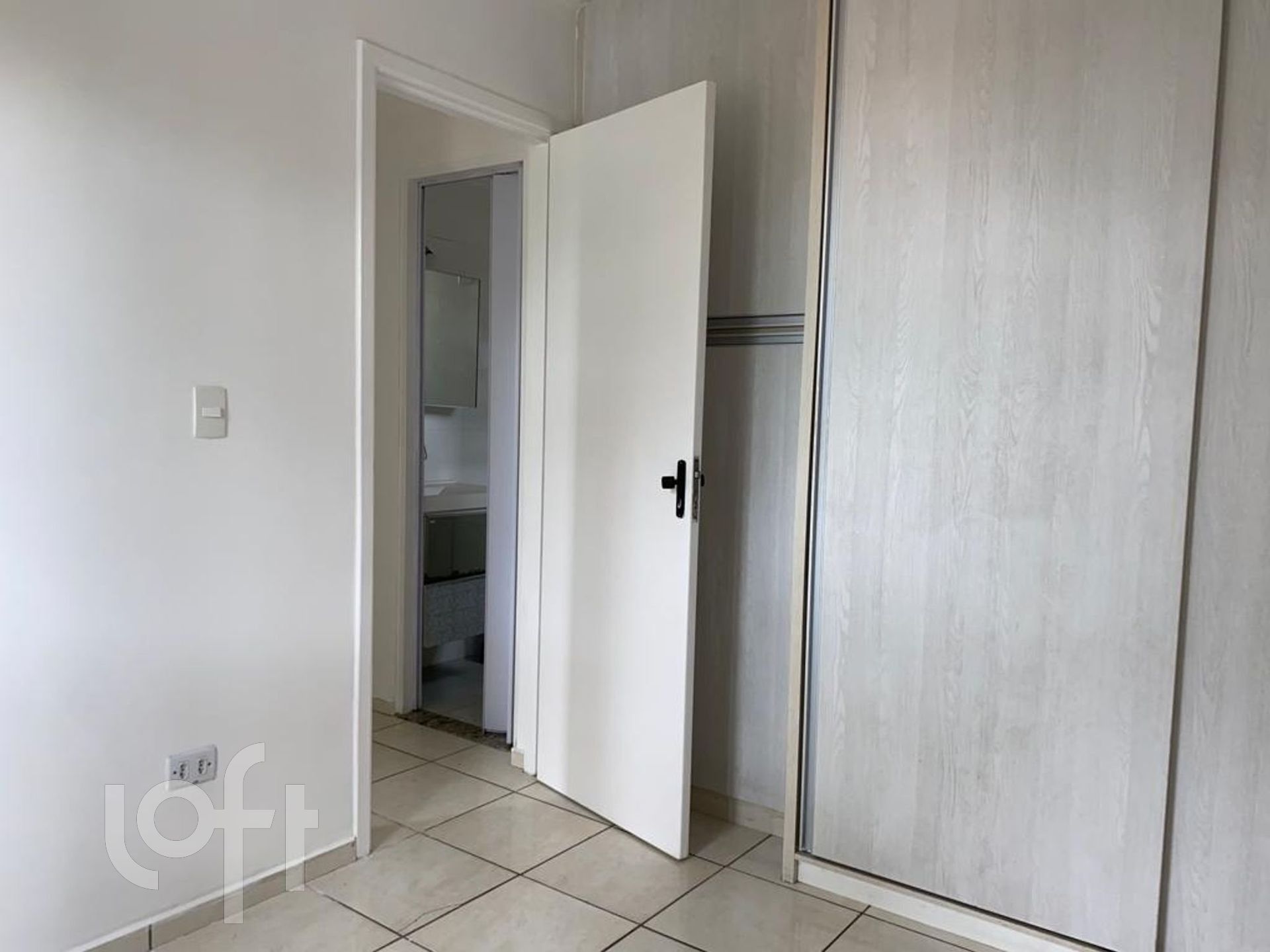 Apartamento à venda com 2 quartos, 56m² - Foto 12