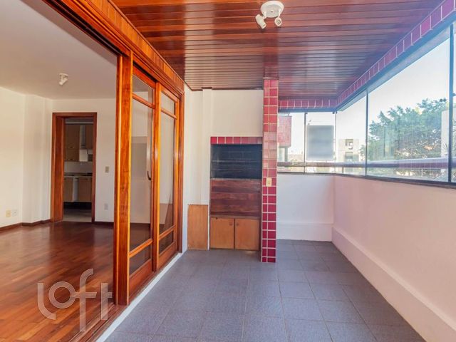 Apartamento com 121m², 3 dormitórios, 1 suíte, 1 vaga, Santana em Porto Alegre