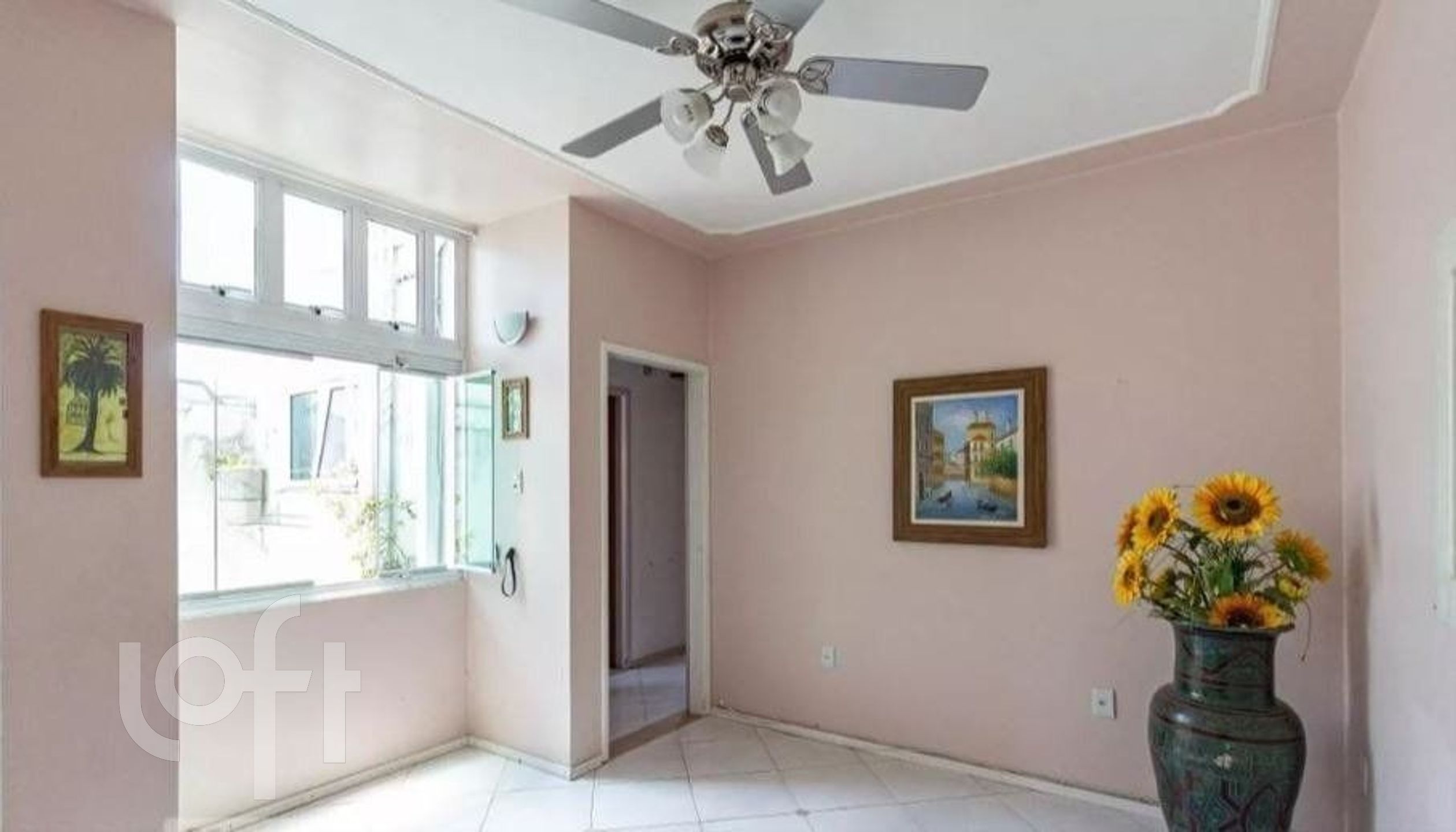 Apartamento com 63m², 2 dormitórios, Rio Branco em Porto Alegre