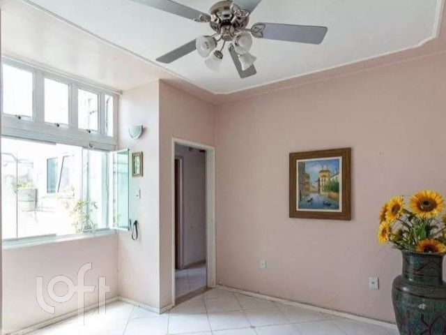 Apartamento com 63m², 2 dormitórios, Rio Branco em Porto Alegre