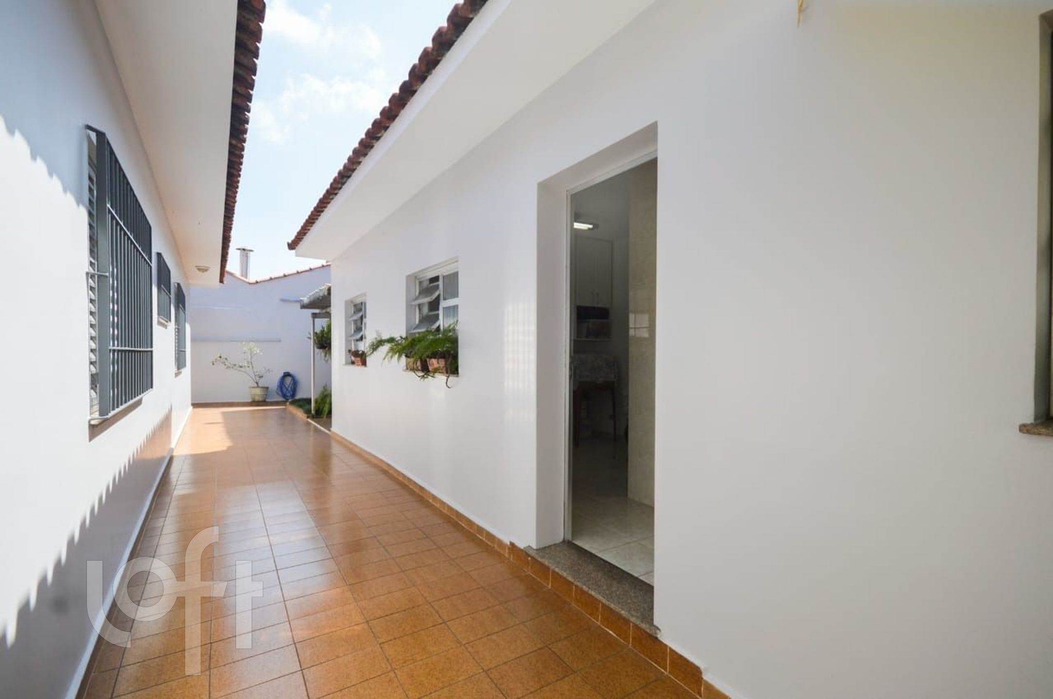 Casa à venda com 5 quartos, 240m² - Foto 64