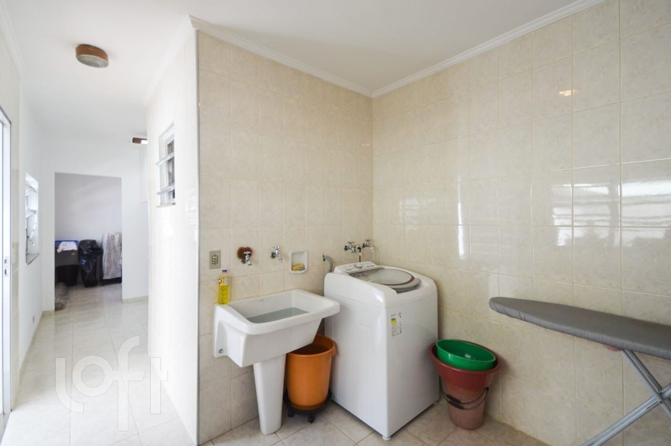 Casa à venda com 5 quartos, 240m² - Foto 18