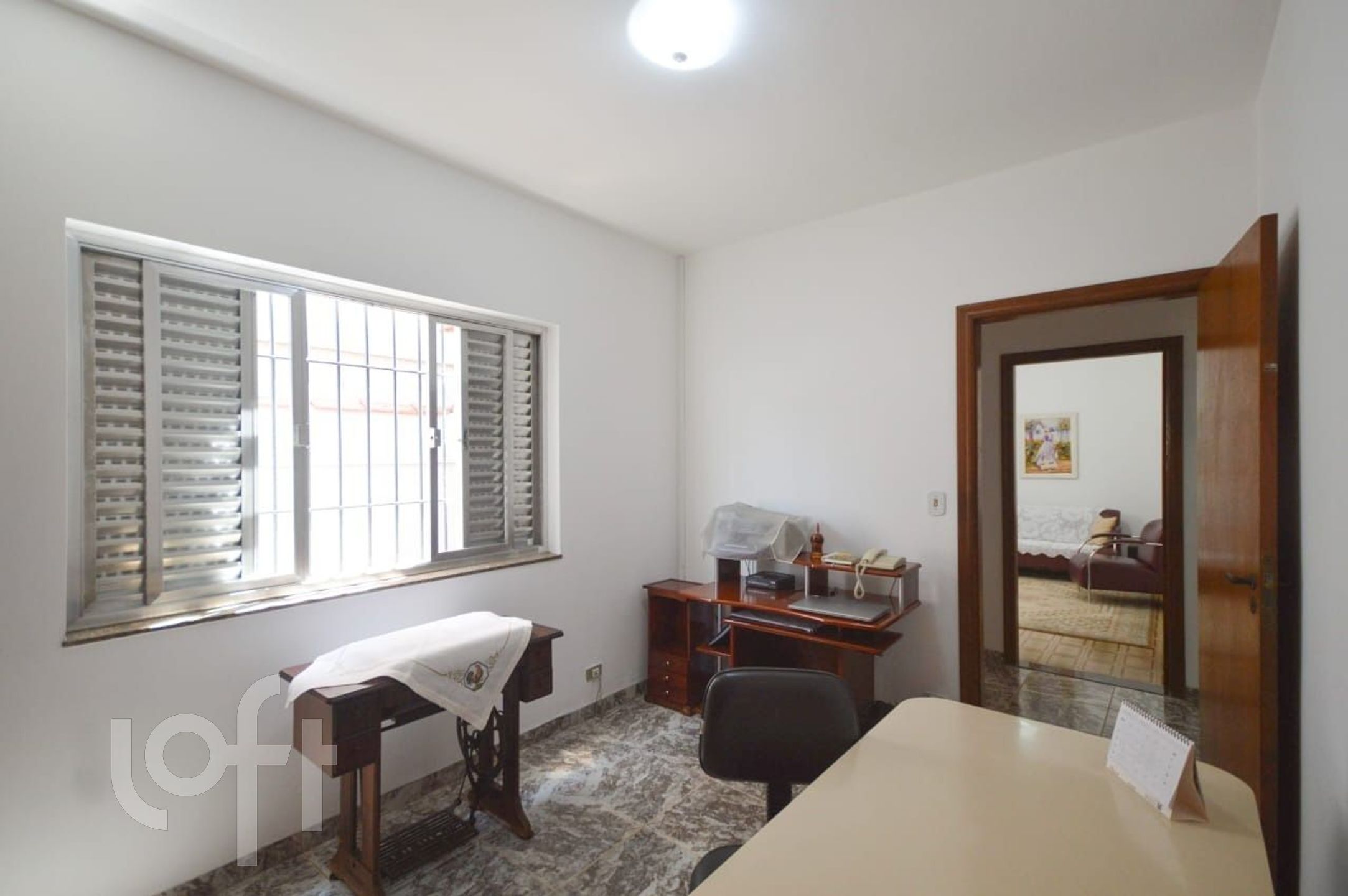 Casa à venda com 5 quartos, 240m² - Foto 33