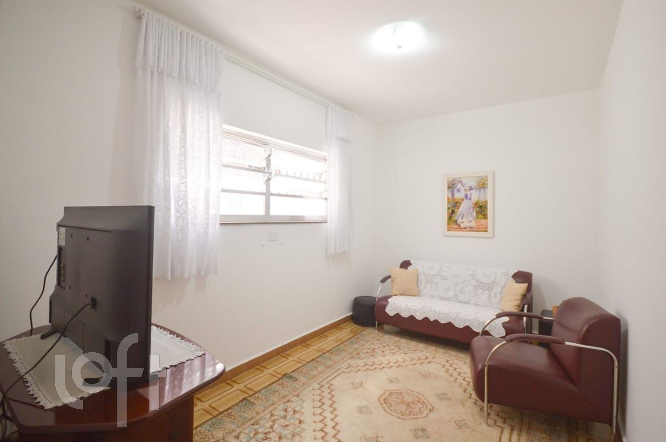 Casa à venda com 5 quartos, 240m² - Foto 3