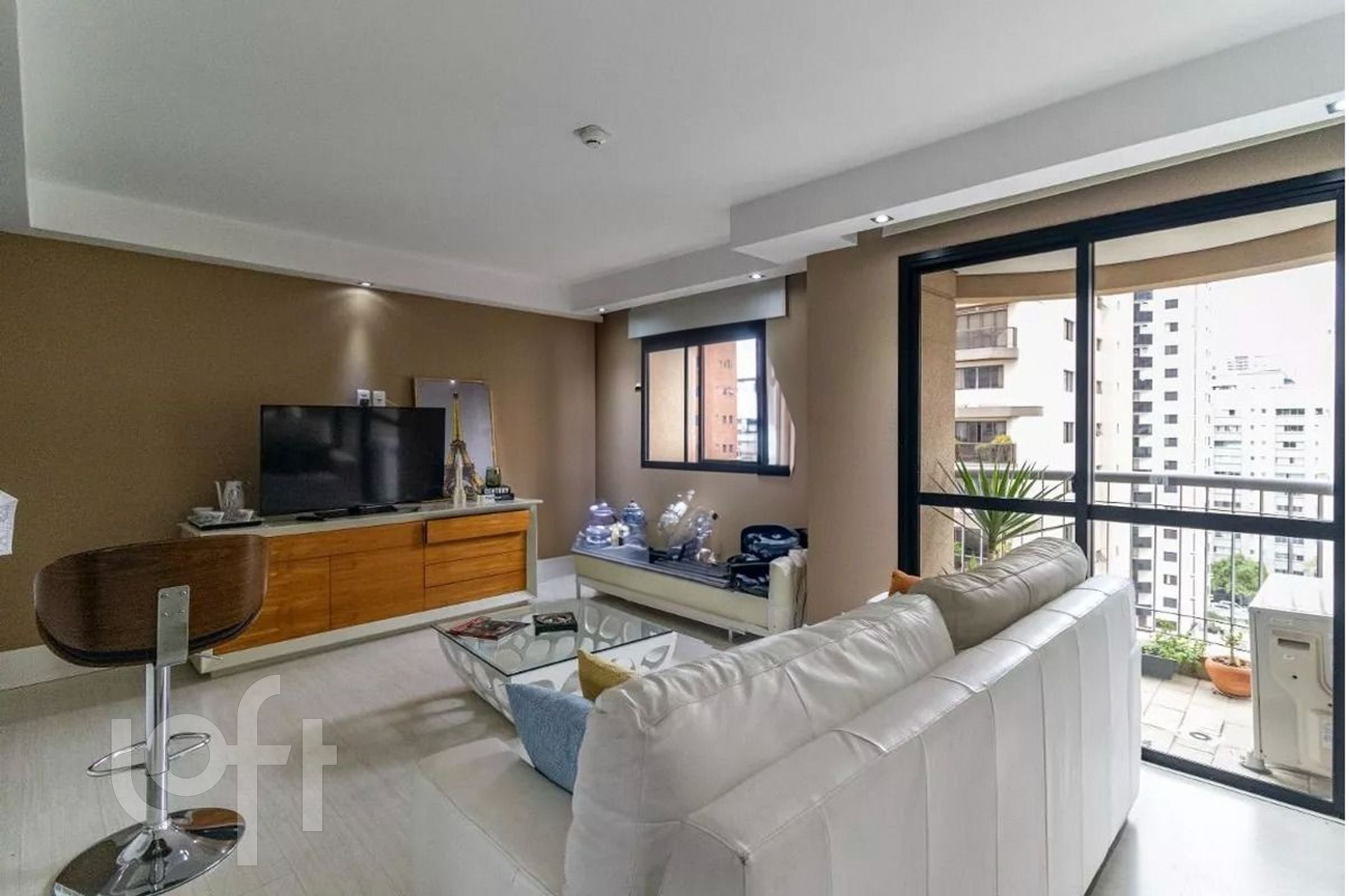 Apartamento Mobiliado em Jardim Europa - SP