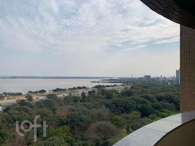 Apartamento com 58m², 1 dormitório, 1 vaga, Praia de Belas em Porto Alegre