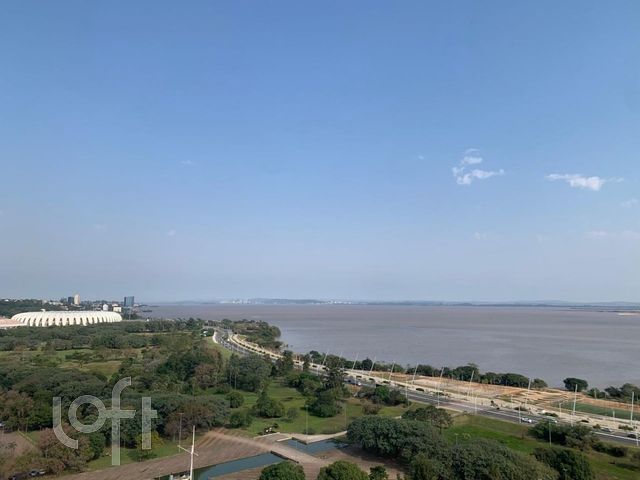 Apartamento com 58m², 1 dormitório, 1 vaga, Praia de Belas em Porto Alegre