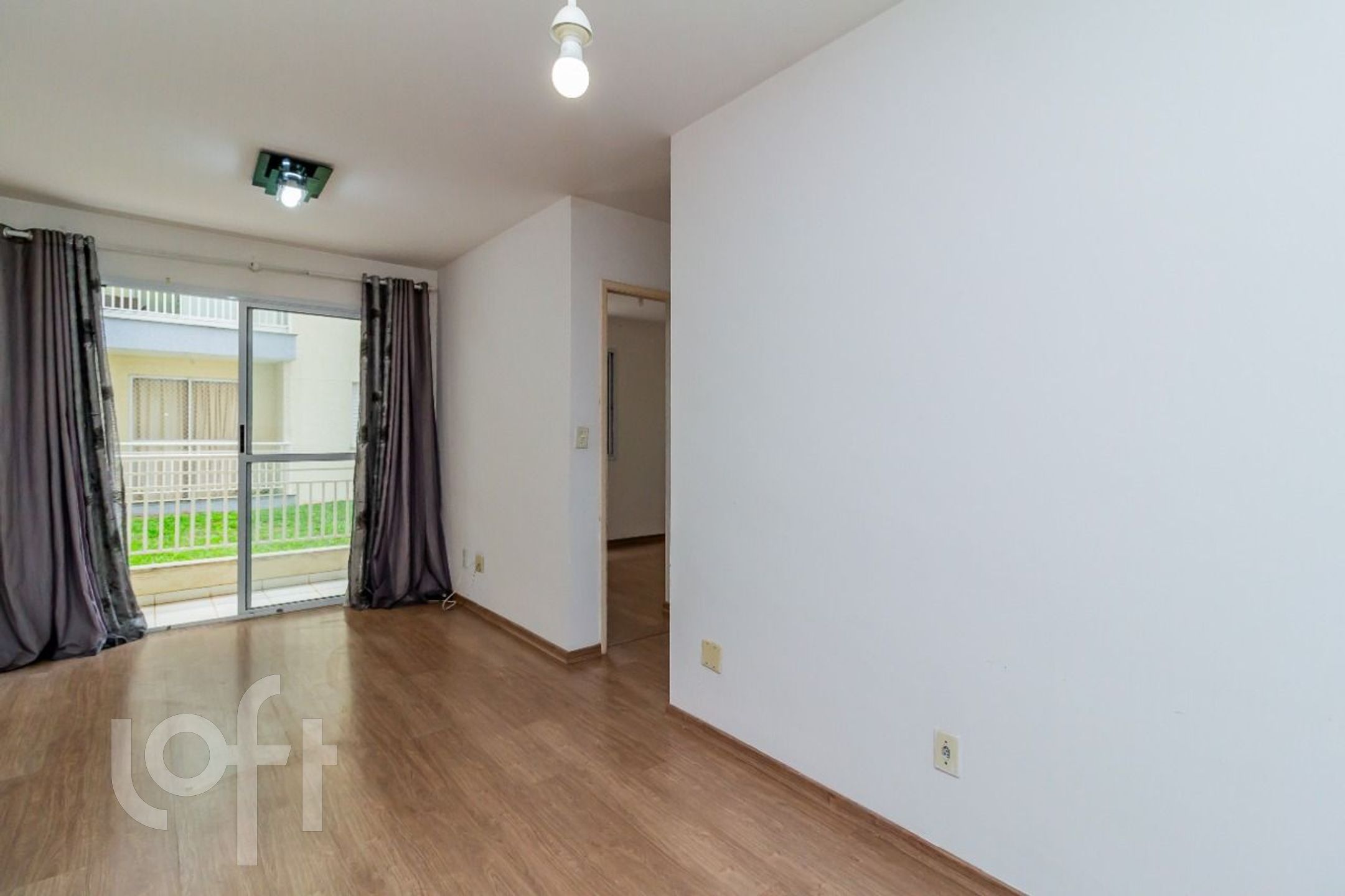 Apartamento à venda com 2 quartos, 50m² - Foto 2