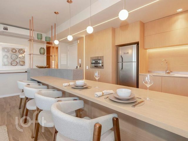 Apartamento com 60m², 1 dormitório, 1 suíte, 2 vagas, Chácara das Pedras em Porto Alegre