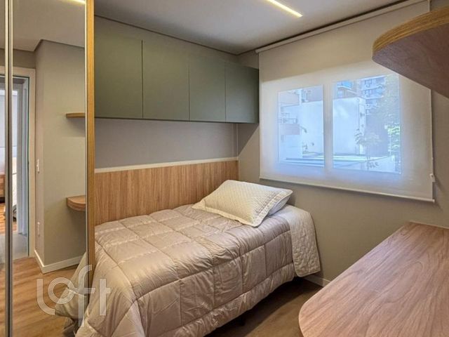 Apartamento com 58m², 2 dormitórios, 1 suíte, 1 vaga, Bom Fim em Porto Alegre