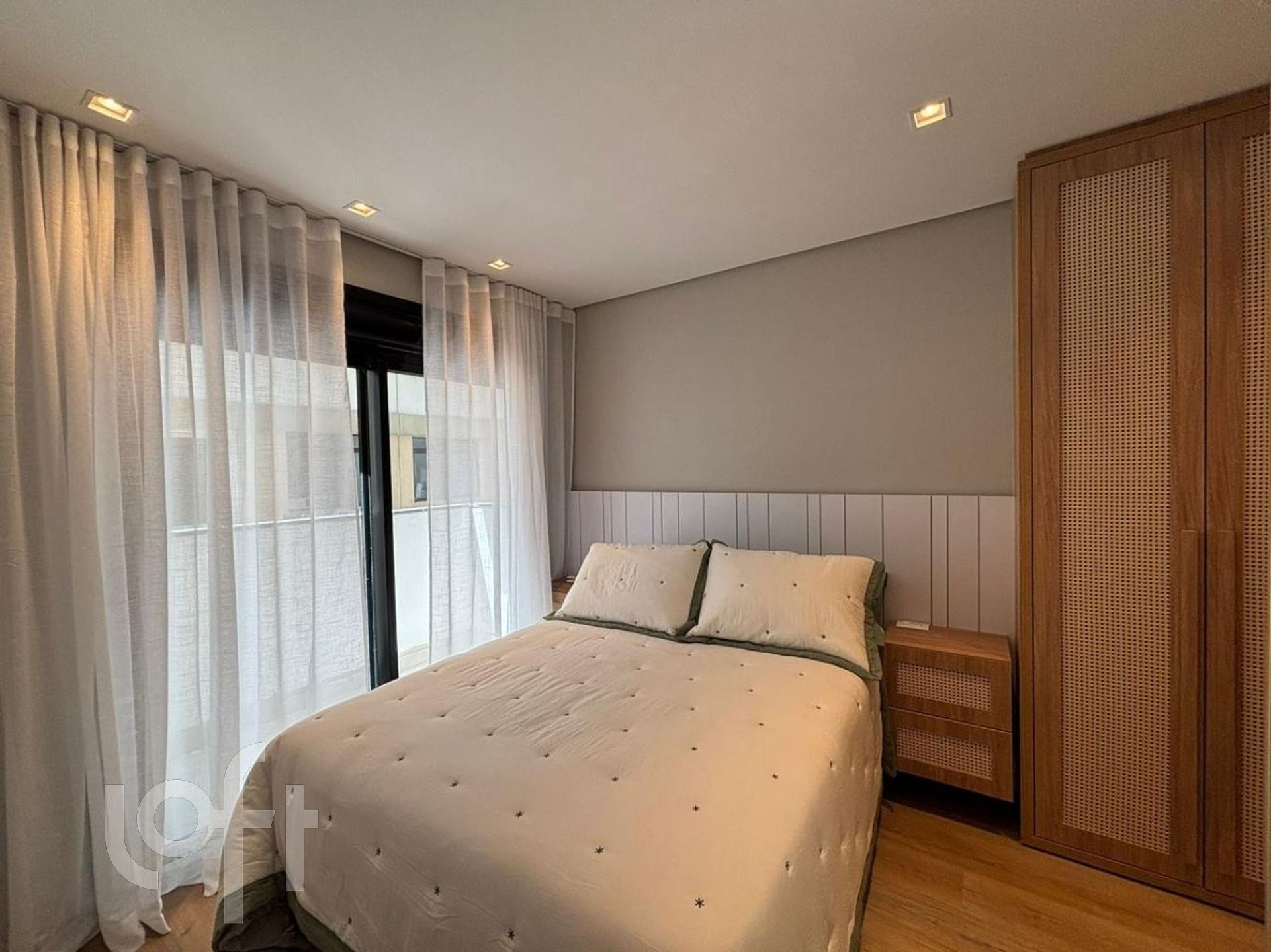 Apartamento com 58m², 2 dormitórios, 1 suíte, 1 vaga, Bom Fim em Porto Alegre