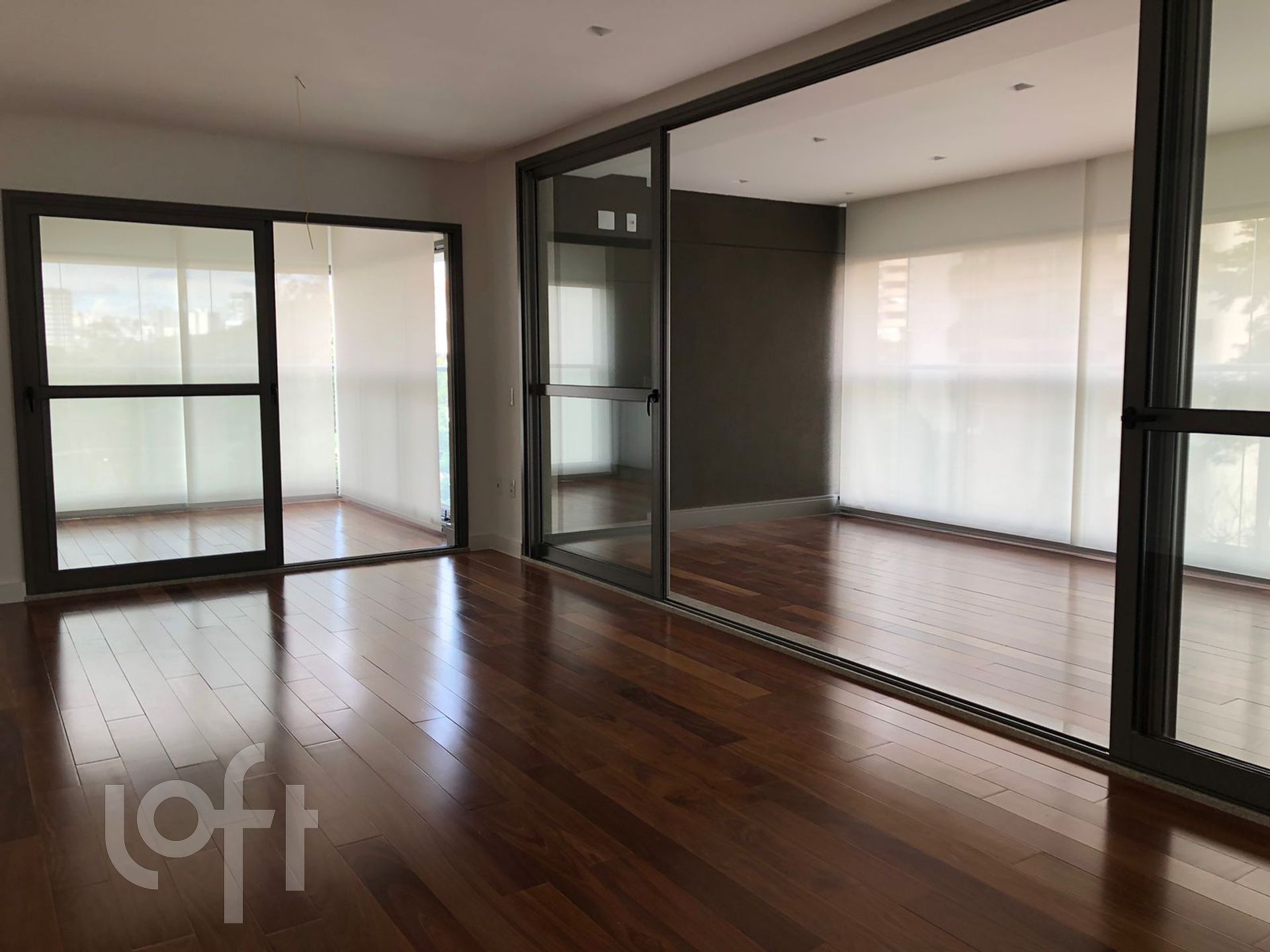 Apartamento à venda com 3 quartos, 158m² - Foto 6