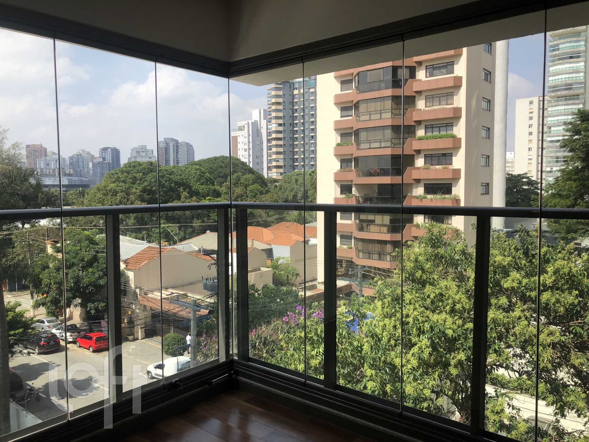 Apartamento à venda com 3 quartos, 158m² - Foto 5