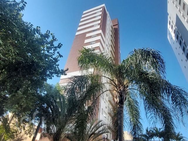 Apartamento com 97m², 3 dormitórios, 2 vagas, Petrópolis em Porto Alegre
